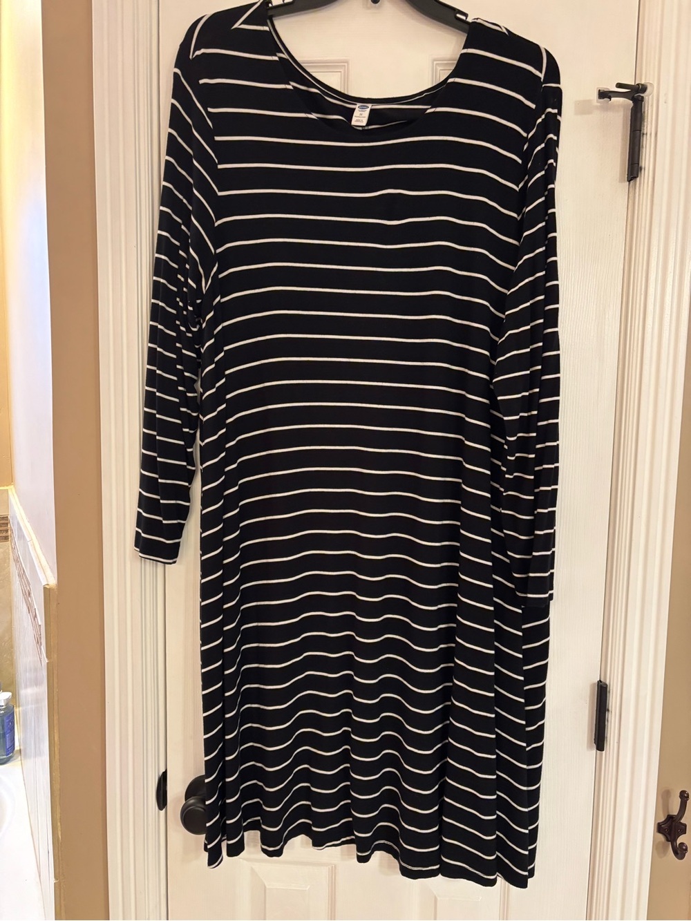 Old Navy Black and White Striped Long Sleeve Dress